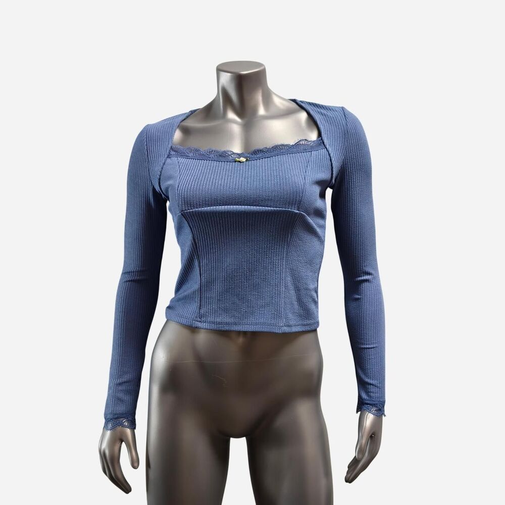 Cider Women's Blue Crop-top